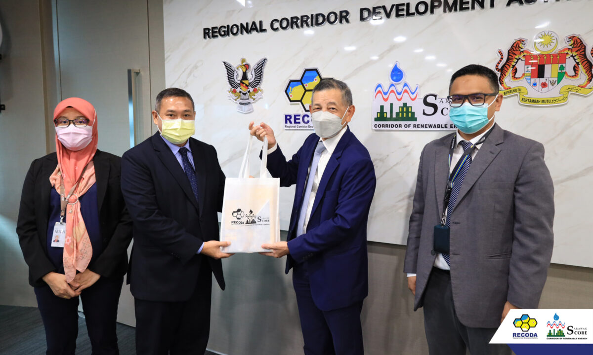 MIDA Sarawak New Director meets with RECODA