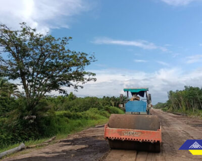 Road from Punang to Kampung Sungai Bangat in progress