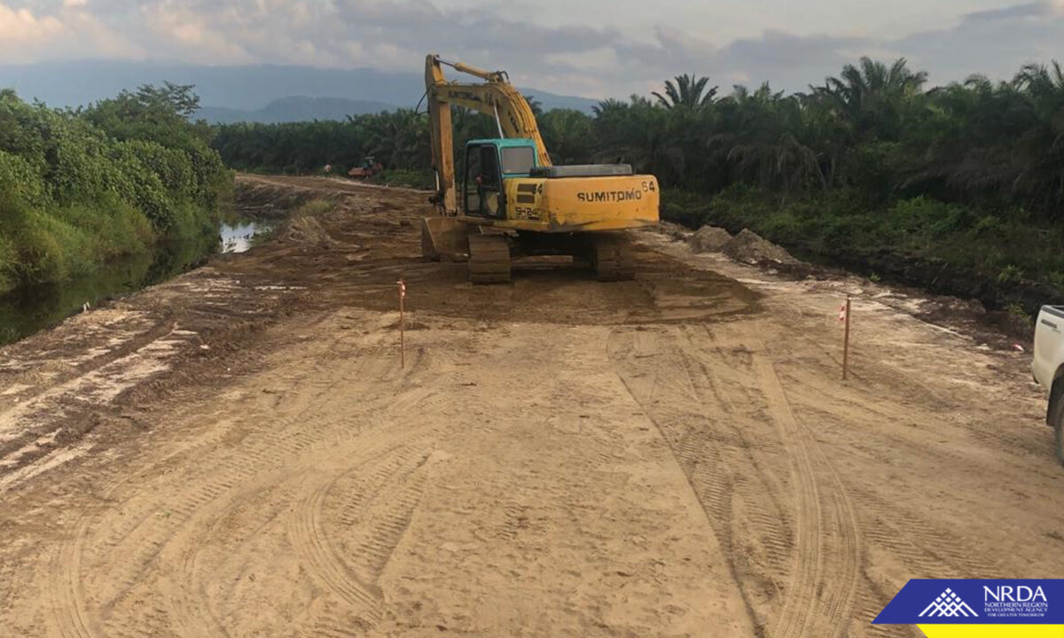 Construction of proposed new road from Kpg Noor Islam to Kuala Lawas ferry point in progress