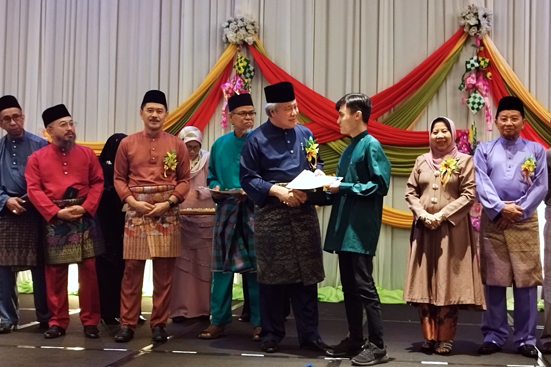 Awg Tengah: Limbang, Lawas districts connected to state grid by 2024