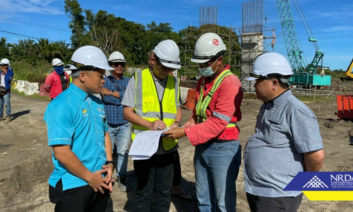 Clearing the Path: Demolition Paves Way for New Bandar Lawas Bridge