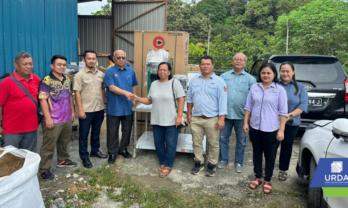 Empowering Upper Rajang Entrepreneurs: RECODA’s COMMUNITY@SCORE