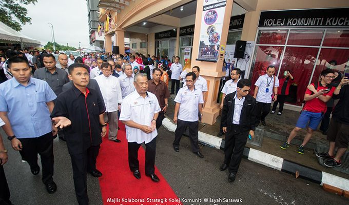 Sarawak community colleges collaborate with SCORE priority industries to solve manpower issues