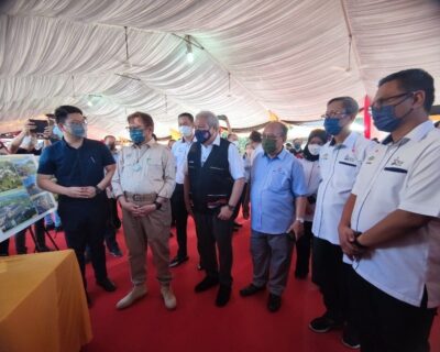 Groundbreaking of Anjung Usahawan Long Tuan