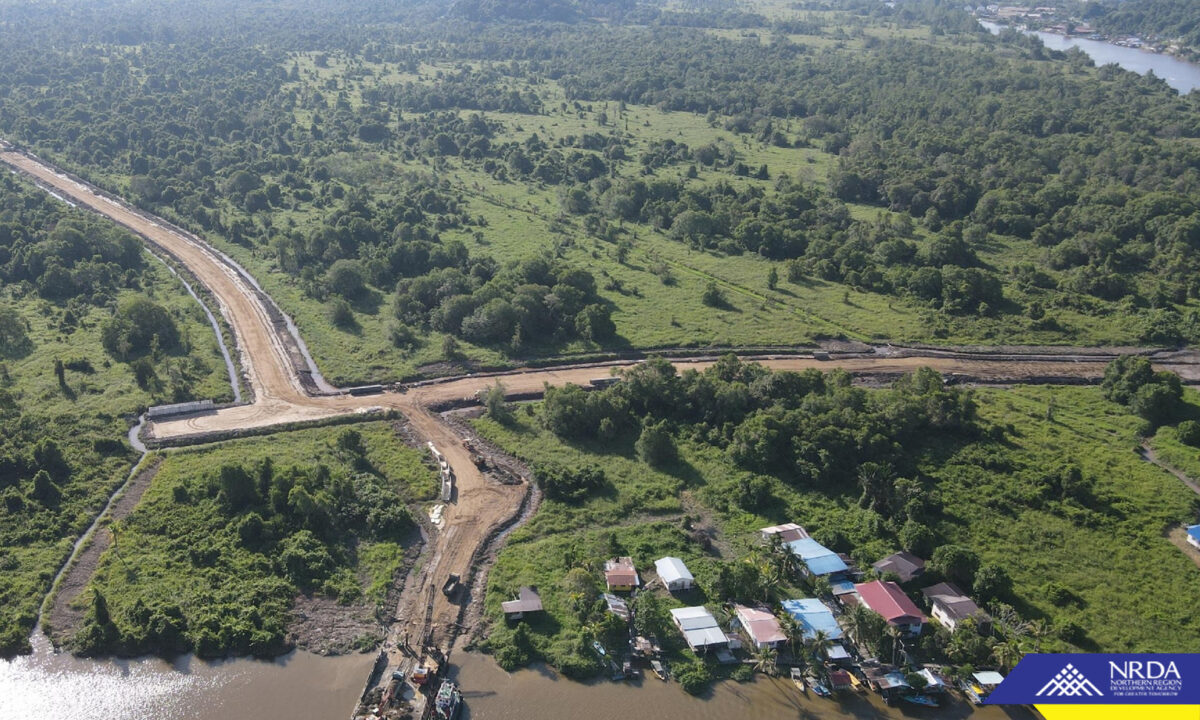 New 3.7km road from Bukit Lubok to Kampung Seberang Kedai roads progressing
