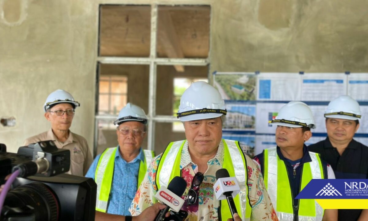 Deputy Premier of Sarawak visits the project site of Maahad Tahfiz Building